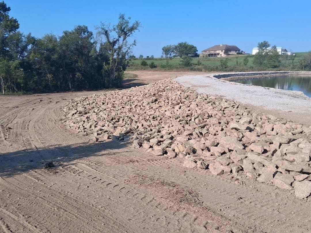 Rock walls work by All Seasons near Auburn, KS (photo 1)
